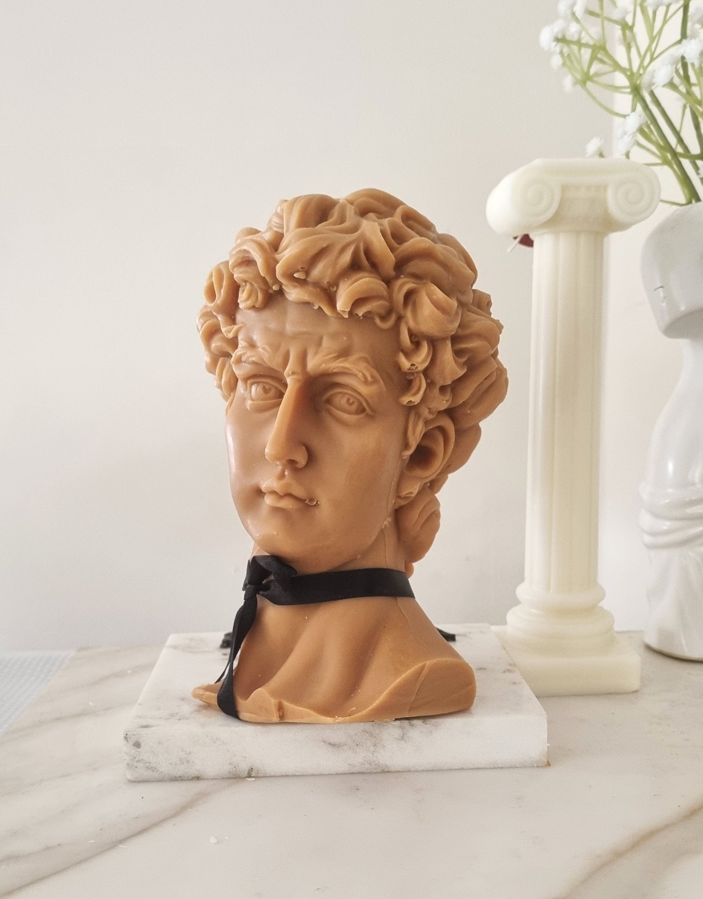 bust of David